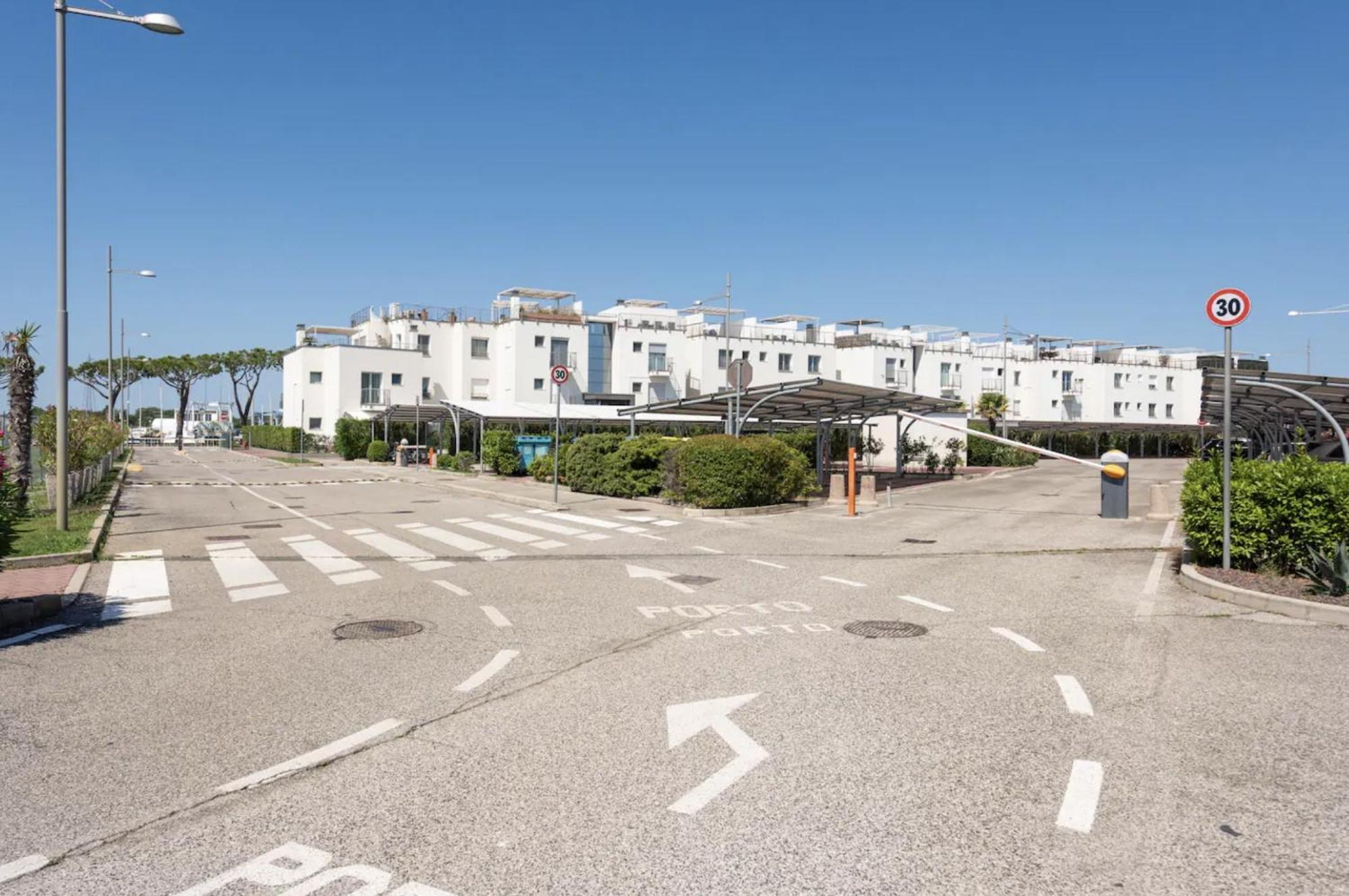 Appartamento "Mare E Relax" A Jesolo Lido - 6 Posti Letto Esterno foto